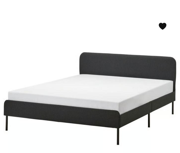 Ikea Slattum bedframe (zonder lattenbodem), Huis en Inrichting, Slaapkamer | Bedden, Zo goed als nieuw, Tweepersoons, Stof, Zwart