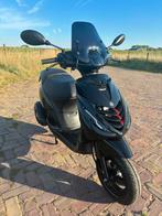Piaggio zip 2024 E5 | brom | 1700 Km | Full option | NIEUW |, Fietsen en Brommers, Scooters | Piaggio, Maximaal 45 km/u, Zip, Nieuw