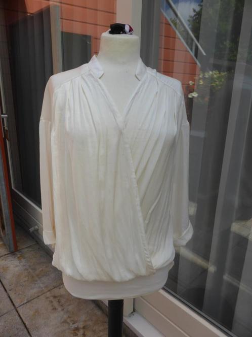 ecru overslag blouse Summum maat 38, Kleding | Dames, Blouses en Tunieken, Gedragen, Maat 38/40 (M), Beige, Ophalen of Verzenden