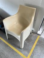 Driade kiss me goodbye stoel, Huis en Inrichting, Fauteuils, Ophalen, Kunststof, Gebruikt, Minder dan 75 cm