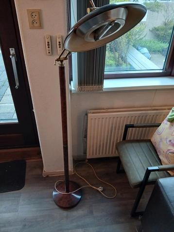 Vintage Staande Lamp beschikbaar voor biedingen
