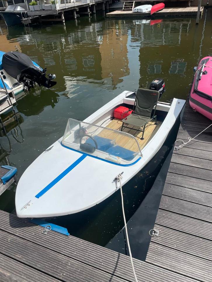 Leuke speedboot met Suzuki 9.9pk en trailer, Watersport en Boten, Motorboten en Motorjachten, Gebruikt, Polyester, Tot 6 meter