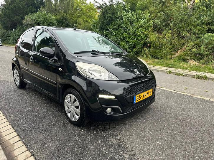 Peugeot 107 5DR 2012 | NIEUWE APK | AIRCO | FACELIFT |, Auto's, Peugeot, Bedrijf, ABS, Airbags, Bluetooth, Centrale vergrendeling
