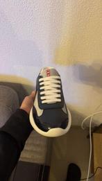 Prada cups, Ophalen of Verzenden, Zo goed als nieuw, Zwart