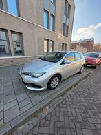 Toyota Auris 1.3 Vvt-i 73KW 5D 2017 Grijs, Auto's, Voorwielaandrijving, 4 cilinders, Handgeschakeld, 1000 kg