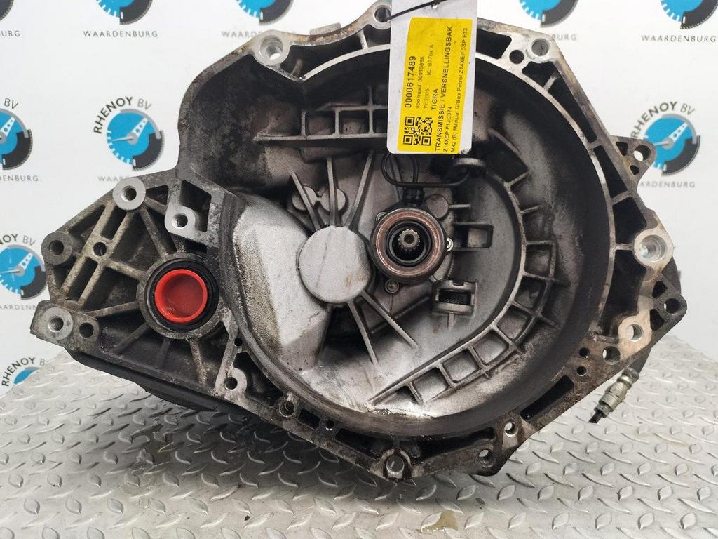 OPEL TIGRA X04 R97 1.4-16V Cosmo  TRANSMISSIE / VERSNELLINGS, Ophalen of Verzenden, Gebruikt, Stiba lid