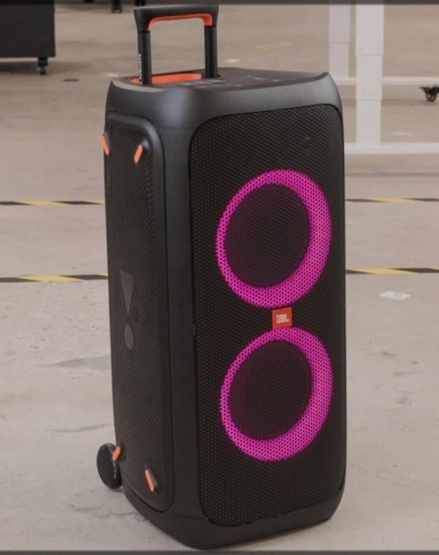 GEZOCHT Defecte JBL Partybox 110/310/710, Ophalen of Verzenden, Niet werkend, 120 watt of meer, JBL