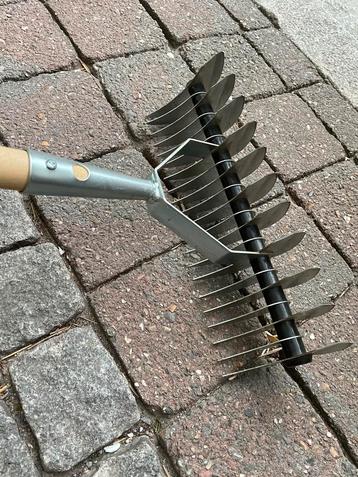 Welkoop verticuteerhark beschikbaar voor biedingen