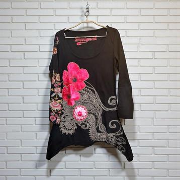 Desigual Tuniek Maat M Zwart Bloemenprint Asymmetrisch beschikbaar voor biedingen