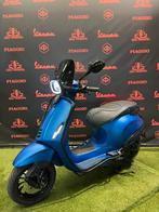 Vespa Sprint 2021 Brom! Mat Blauw Full Option Garantie!, Fietsen en Brommers, Ophalen of Verzenden