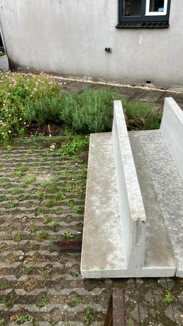 Keerwand nieuw beschikbaar voor biedingen