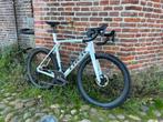 Trek Madone SLR 7 Gen 8 maat L, Carbon, Zo goed als nieuw, Meer dan 20 versnellingen, Ophalen