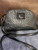 Organel Guess handtas, Sieraden, Tassen en Uiterlijk, Tassen | Schoudertassen, Ophalen of Verzenden, Zo goed als nieuw