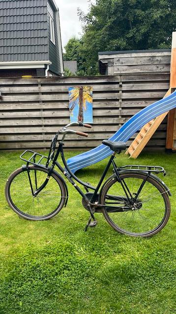 Damesfiets van Burgers beschikbaar voor biedingen