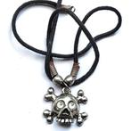 schedel en botten hanger, nog hangers Kettinghangers, Ophalen of Verzenden, Overige materialen