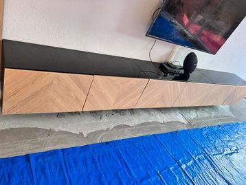 TV meubel Ikea besta