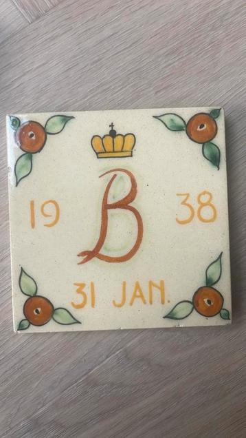 Set Keramieken herdenkingstegeltjes, 10x10cm, in doos. beschikbaar voor biedingen