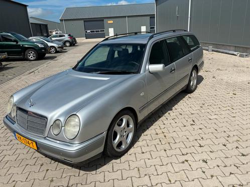 Mercedes-Benz E-Klasse 2.4 E240 Combi Tekoop/Ruil, Auto's, Mercedes-Benz, Particulier, E-Klasse, Benzine, Stationwagon, Automaat