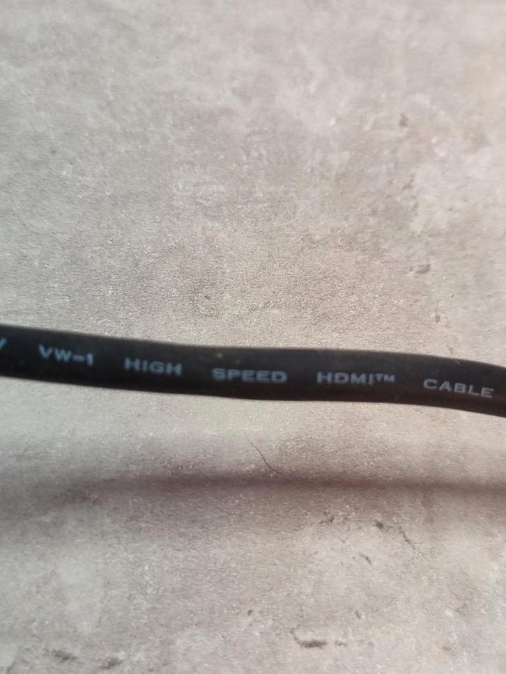 High Speed HDMI Kabel, Audio, Tv en Foto, Audiokabels en Televisiekabels, Gebruikt, HDMI-kabel, Minder dan 2 meter, Ophalen of Verzenden