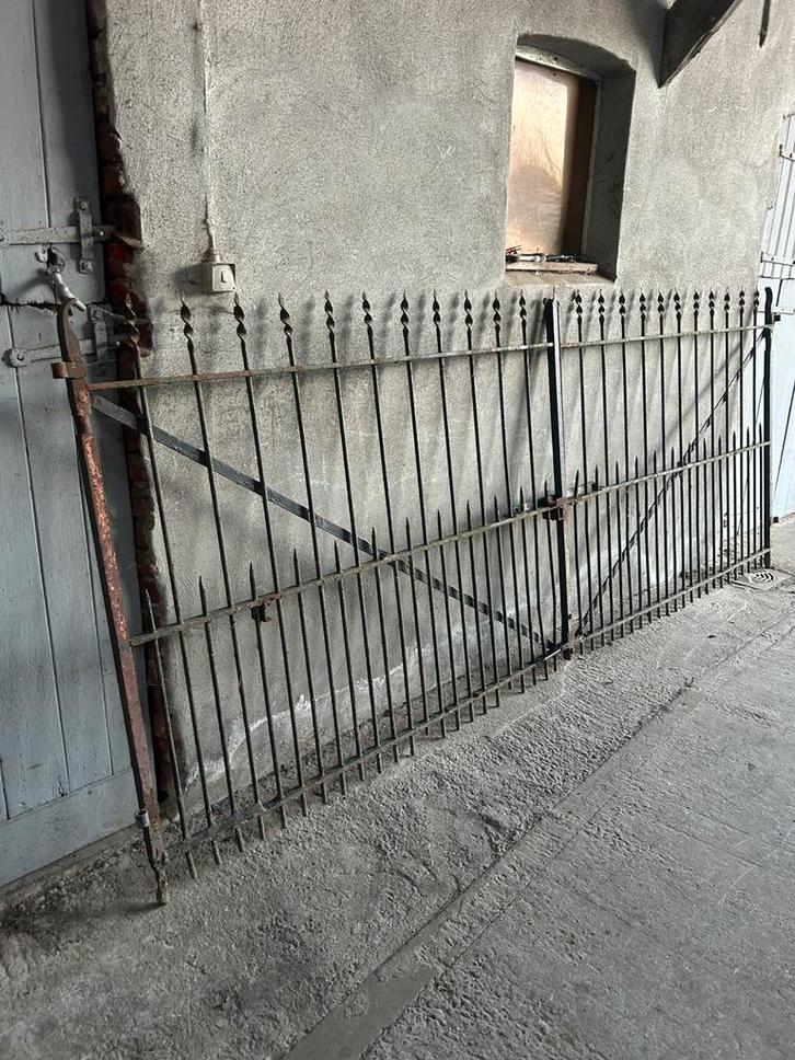 Authentiek dubbel hekken of poort 3m45 vol smeedijzeren, Tuin en Terras, Tuinhekken en Hekwerk, Gebruikt, Tuinhek, IJzer, Ophalen