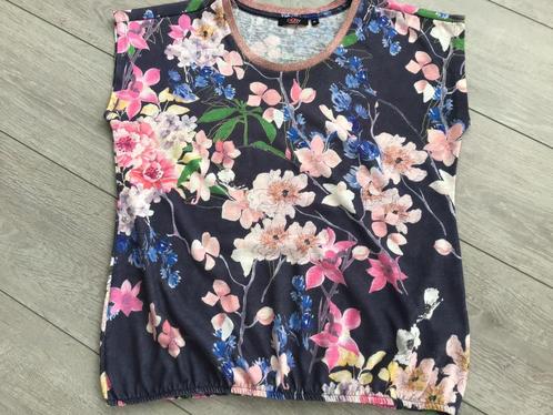 GEBLOEMD TSHIRT MEDIUM, Kleding | Dames, T-shirts, Gedragen, Maat 46/48 (XL) of groter, Zonder mouw, Ophalen