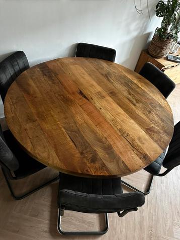 Mangohout tafel 150cm beschikbaar voor biedingen