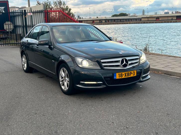 Mercedes-Benz C-Klasse 180 i AUT AVANTGARDE NAVI LEDER PDC, Auto's, Mercedes-Benz, Bedrijf, C-Klasse, ABS, Adaptieve lichten, Airbags