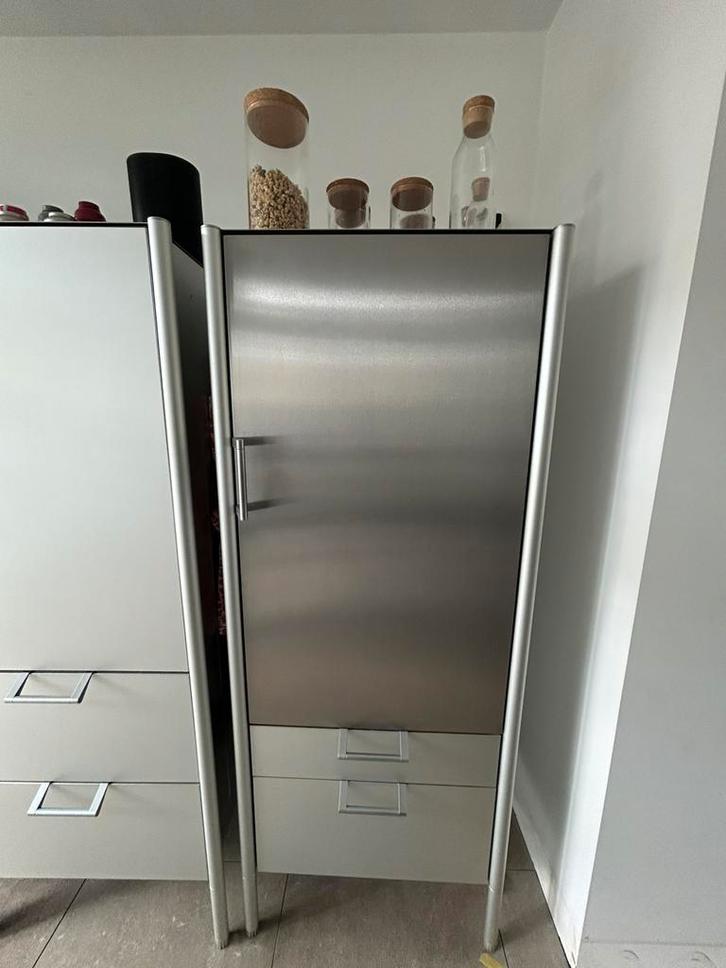 Bulthaup Systeem 20 kast met bosch koelkast, Huis en Inrichting, Keuken | Keukenelementen, Gebruikt, 50 tot 100 cm, 50 tot 75 cm