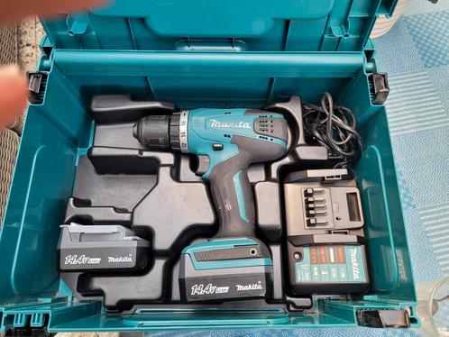 Makita DF347D, Doe-het-zelf en Verbouw, Gereedschap | Boormachines, Zo goed als nieuw, Boormachine, Ophalen of Verzenden
