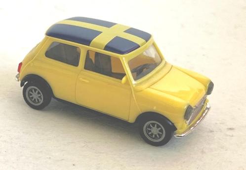 Mini Cooper geel * ZWEDEN *., Hobby en Vrije tijd, Modelauto's | 1:87, Zo goed als nieuw, Auto, Herpa, Ophalen of Verzenden