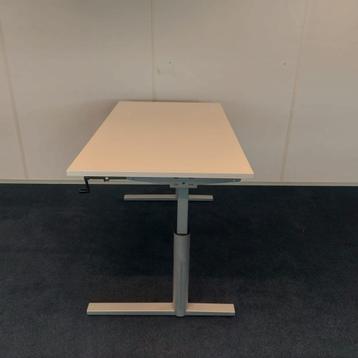 Gispen TM bureau met slinger en kabelgoot 140x80 cm, 88st - afbeelding 4