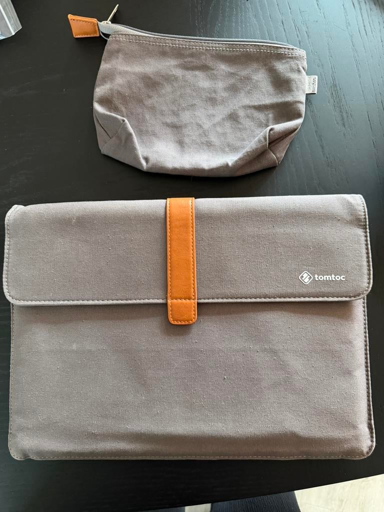 Tomtoc laptop sleeve 13inch, Computers en Software, Laptoptassen, Gebruikt, 13 inch, Ophalen of Verzenden