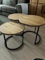 3 Handgemaakte salontafeltjes van eiken en metaal te koop, Ophalen, Rond, 50 tot 100 cm, Zo goed als nieuw