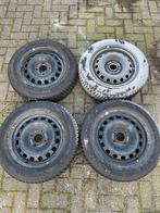 15 inch Winterbanden Volvo V40 (Oud Model 1996-2004) 4x114.3, Auto-onderdelen, Banden en Velgen, Ophalen, Gebruikt, 15 inch, Banden en Velgen