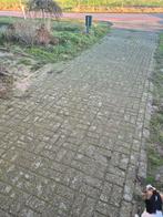 Gratis af te halen: 100m² betonklinkers, Tuin en Terras, Ophalen