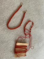 Armbandje bloedkoraal met gouden sluiting, Ophalen of Verzenden, Gebruikt, Rood, Steen of Mineraal