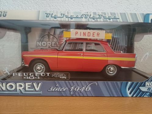 Peugeot 404 berline Cirque Pinder Norev NIEUW in OVP  Rouge, Hobby en Vrije tijd, Modelauto's | 1:18, Nieuw, Auto, Norev, Ophalen of Verzenden