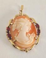 Geel gouden Camee hanger met edelstenen, Overige materialen, Overige voorstellingen, Ophalen of Verzenden, Zo goed als nieuw