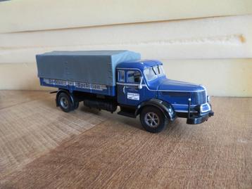 Krupp Titan 1952 van Minichamp beschikbaar voor biedingen