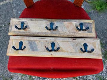 Wand kapstok hout (2x stuks) beschikbaar voor biedingen