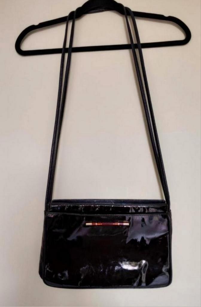 Nomini Firenze vintage zwart lakleren schoudertas, 17x26x5, Sieraden, Tassen en Uiterlijk, Tassen | Schoudertassen, Zo goed als nieuw