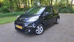 Peugeot 107 1.0 Black & Silver LEDER ALCANTARA AIRCO LED DRV, Voorwielaandrijving, Euro 5, Elektrische ramen, Gebruikt