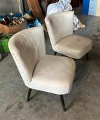 Twee oude stoelen, Ophalen, Hout, Gebruikt, Twee