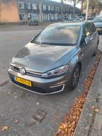 Volkswagen Golf VII E-golf Elektromotor 136pk 5D Aut 2019, Auto's, Volkswagen, Te koop, Zilver of Grijs, Emergency brake assist