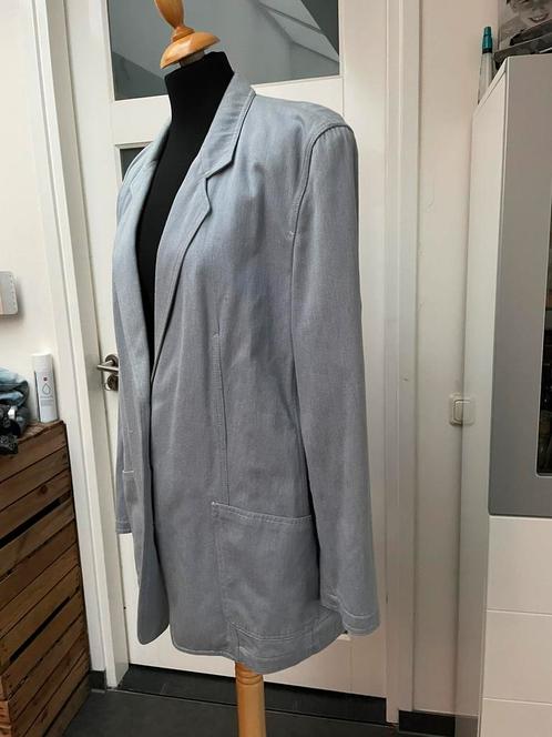 Jobis set maat 46 san diego jeans jasje met rok lichtblauw, Kleding | Dames, Jasjes, Kostuums en Pakken, Gedragen, Kostuum of Pak