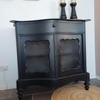 Vintage, zwart buikkastje met webbing, Huis en Inrichting, Kasten | Ladekasten, Ophalen, 50 tot 100 cm, Zo goed als nieuw, 3 of 4 laden