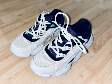 ERKE sneakers 36 beschikbaar voor biedingen