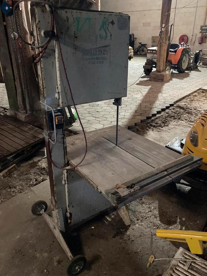 Zagro lintzaag bandzaag voor gasbeton, Doe-het-zelf en Verbouw, Gereedschap | Zaagmachines, Gebruikt, Lintzaag, 1200 watt of meer