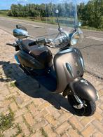 Grande retro scooter, Fietsen en Brommers, Snorfietsen en Snorscooters, Ophalen of Verzenden, Gebruikt, Overige merken