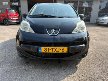 Peugeot 107 1.0 12V E-vti 68PK 3DR 2011 Zwart beschikbaar voor biedingen